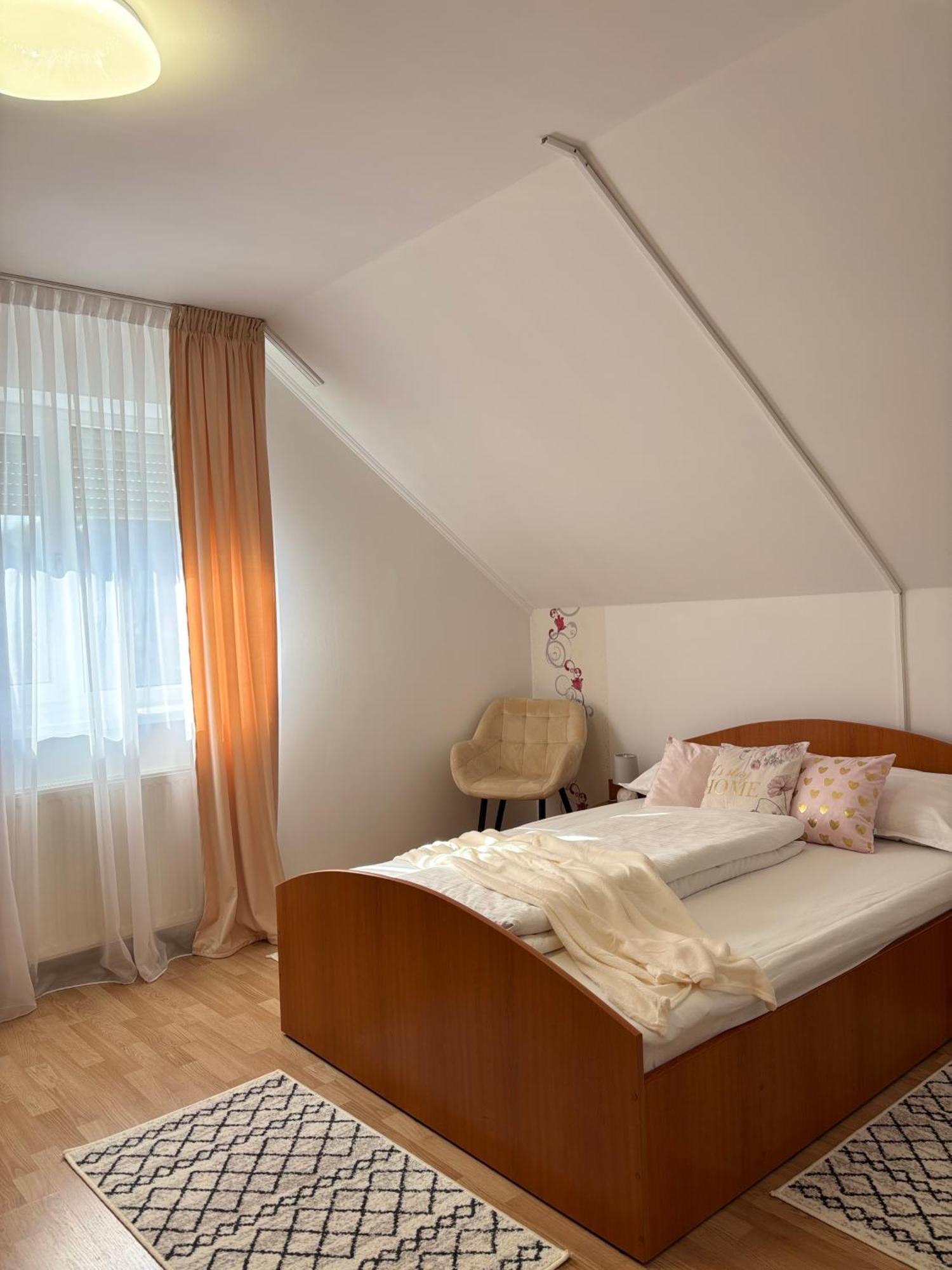 Appartement Casa Hoban à Baia Mare Extérieur photo